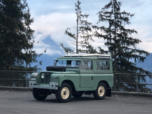 5eYcGAHNTUiQukfGu6J3Xg